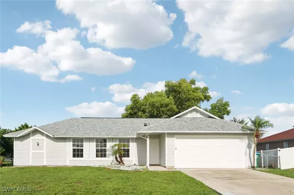 814 SW 10th PL, Cape Coral, FL 33991