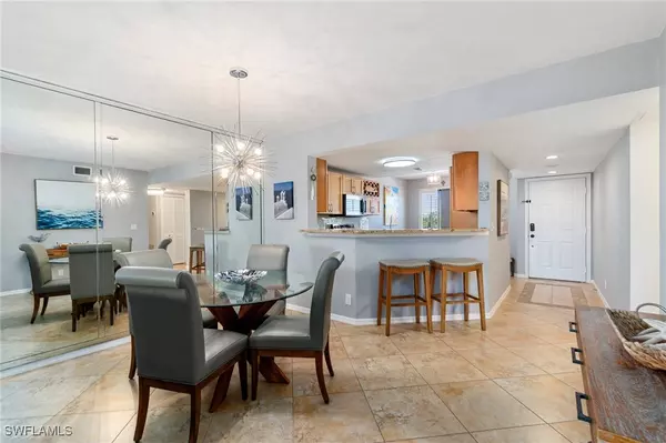 Naples, FL 34110,340 Horse Creek DR #403