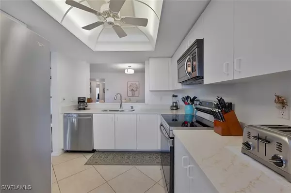 Naples, FL 34104,7320 Glenmoor LN #2203