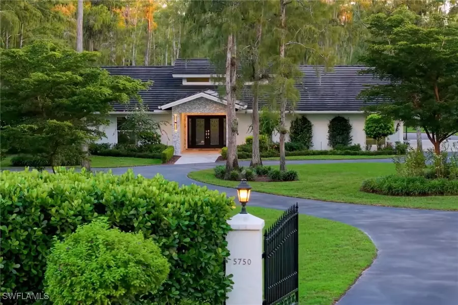 5750 Napa Woods WAY, Naples, FL 34116