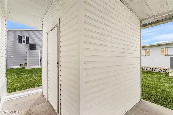 Fort Myers, FL 33908,64 Sturbridge LN