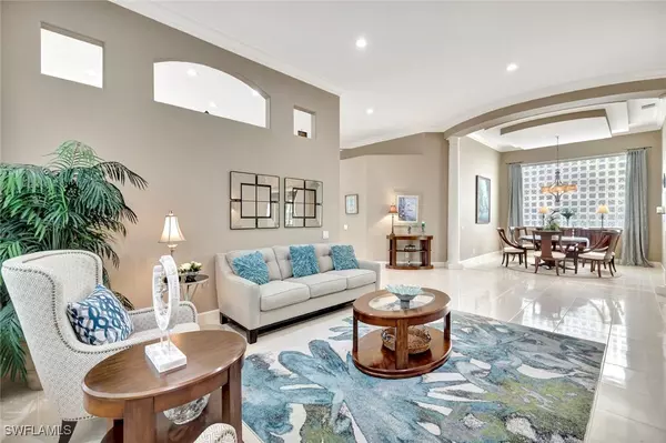 Naples, FL 34108,1282 Via Portofino