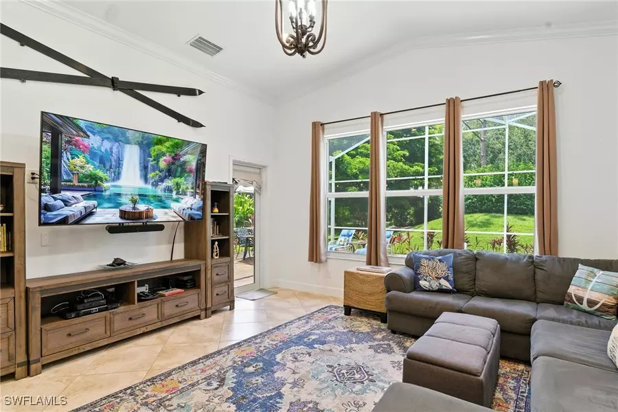 2085 Painted Palm DR, Naples, FL 34119