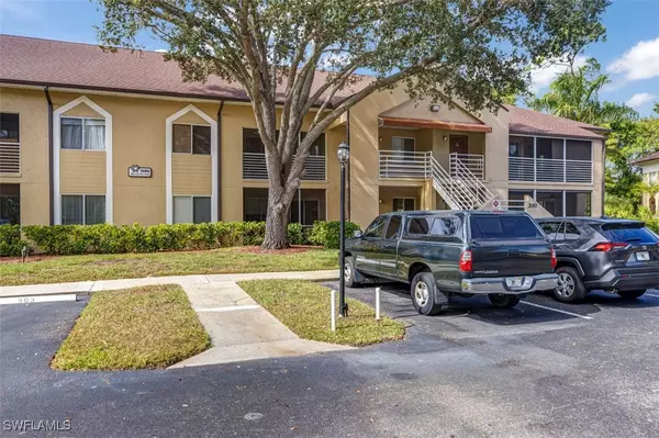 Estero, FL 33928,3180 Seasons WAY #907