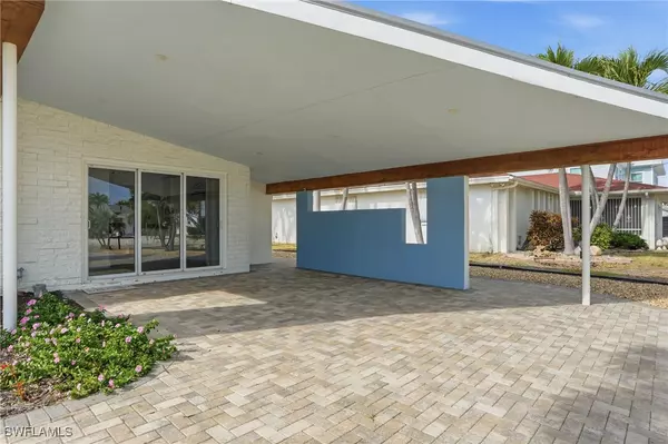 Fort Myers Beach, FL 33931,10 Clearview BLVD