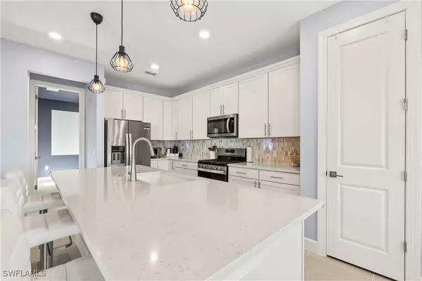 Estero, FL 33928,20250 Napa LOOP