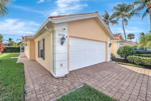 Naples, FL 34119,4724 Maupiti WAY