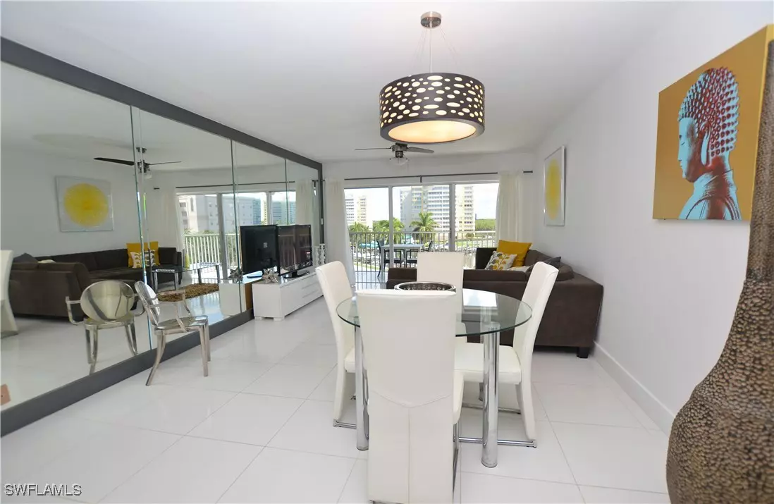 Naples, FL 34108,1 Bluebill AVE #503