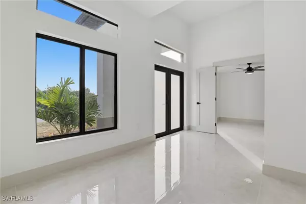 Lehigh Acres, FL 33974,1105 Artic ST E