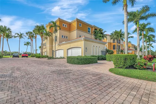 Naples, FL 34114,1438 Borghese LN #101