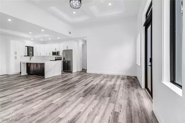 Naples, FL 34120,3232 47th AVE NE