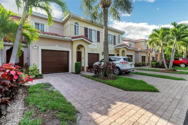 Estero, FL 33928,20230 Estero Gardens CIR #105