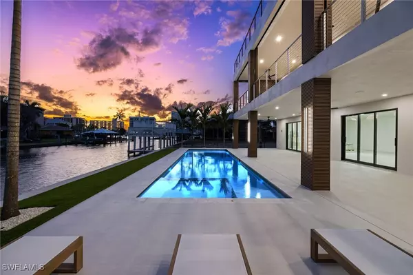 Naples, FL 34108,256 Trade Winds AVE