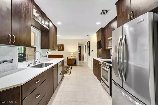 Bonita Springs, FL 34135,27065 Belle Rio DR