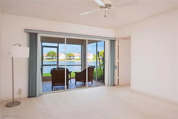 Naples, FL 34109,7800 Emerald CIR #B102