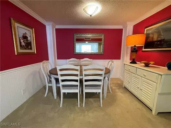 Naples, FL 34103,4041 Gulf Shore BLVD N #105