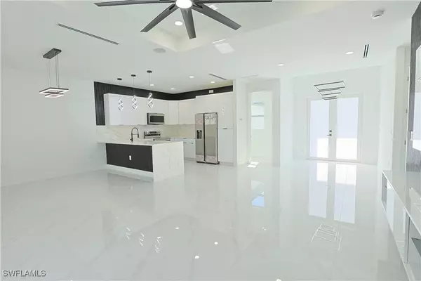 Lehigh Acres, FL 33971,3814 17TH ST W