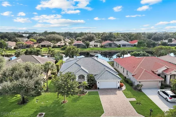 Naples, FL 34109,6374 Old Mahogany CT