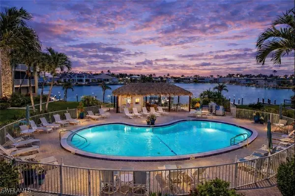 3000 Gulf Shore BLVD N #212, Naples, FL 34103