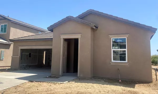 6673 E Cambridge (Lot 117) AVE, Fresno, CA 93727