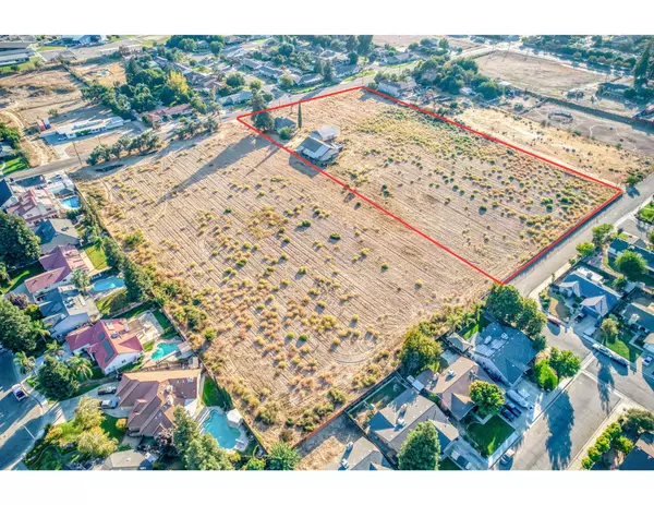 Sanger, CA 93657,2426 Almond AVE