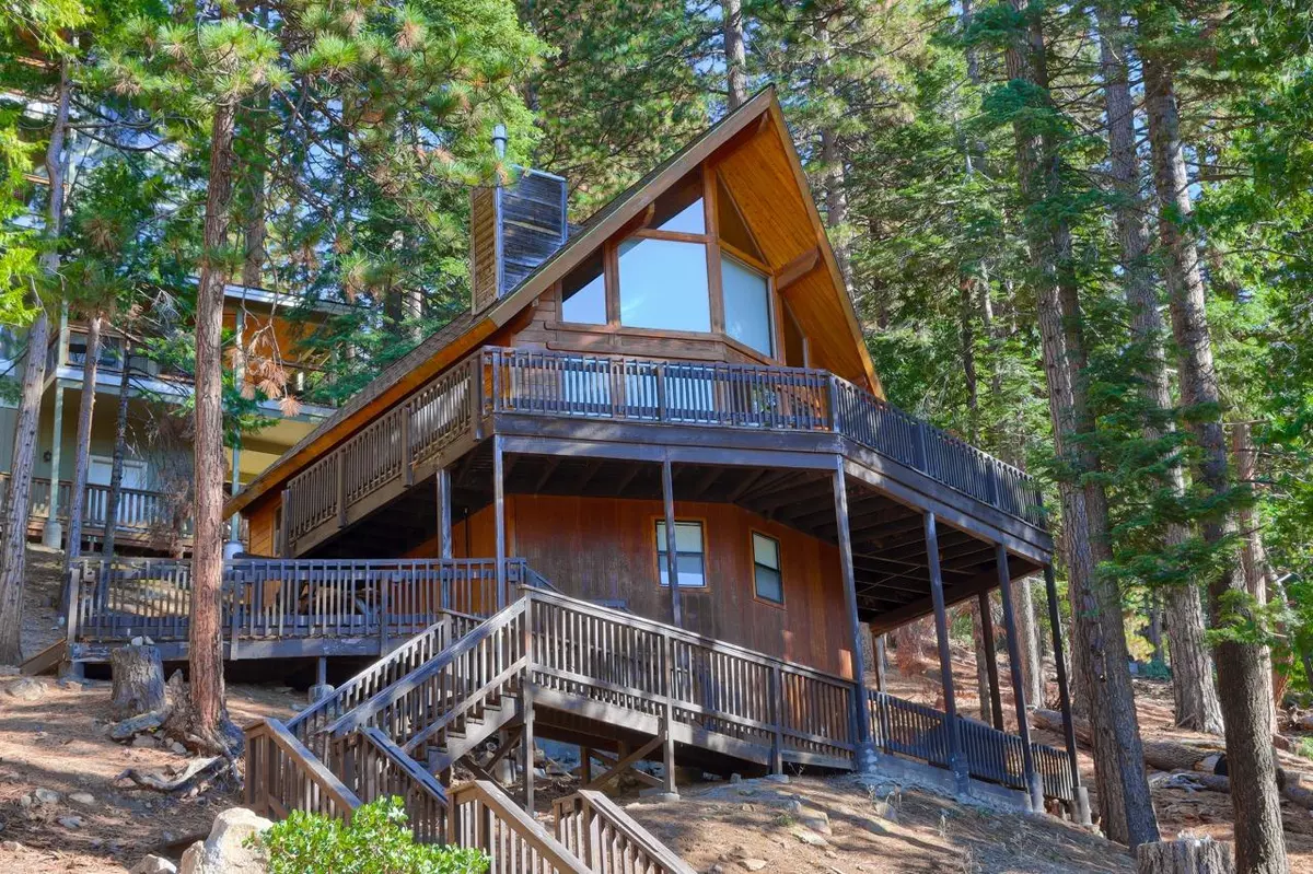 Yosemite, CA 95389,7466 Yosemite Park WAY