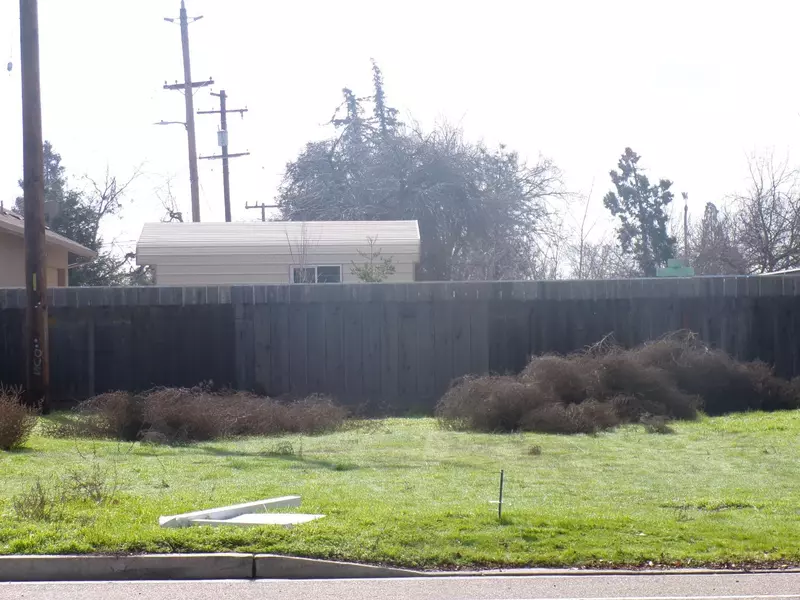 0 Sierra AVE, Clovis, CA 93612