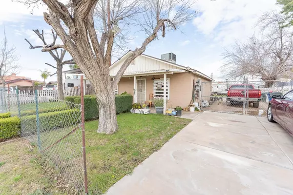 Bakersfield, CA 93307,312 Wilson RD