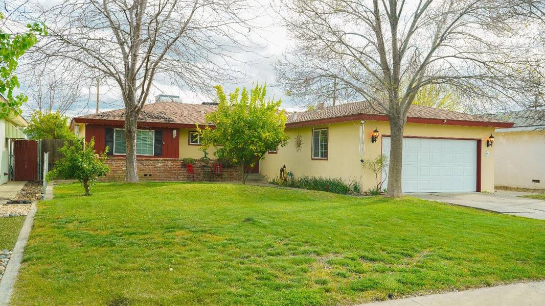 332 Walnut AVE, Coalinga, CA 93210