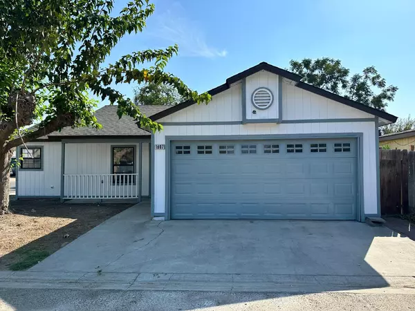 1907 Dogwood CT, Corcoran, CA 93212