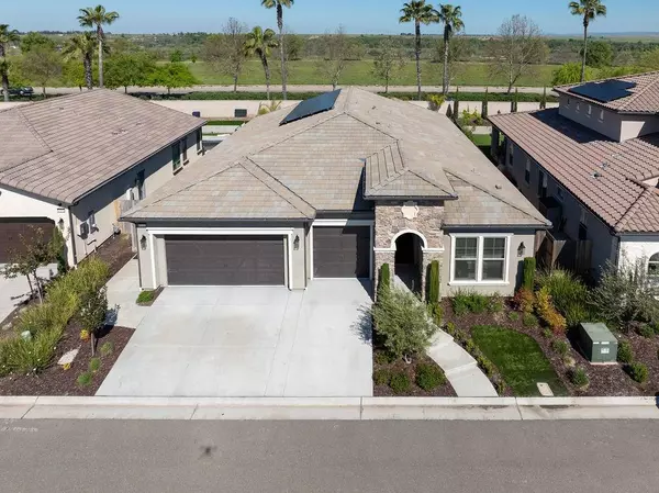 11311 N Via San Toma DR, Fresno, CA 93730