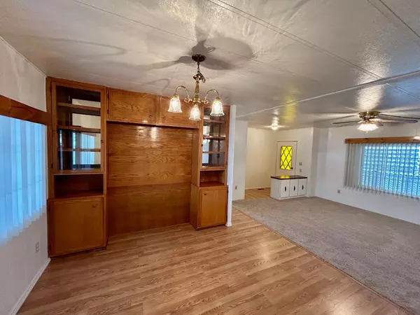 Sanger, CA 93657,371 Bethel AVE #29