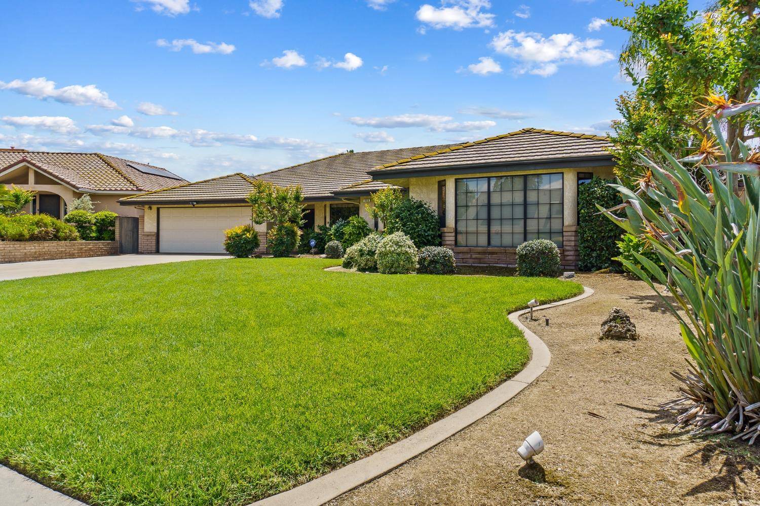 Dinuba, CA 93618,800 Ramblewood CT