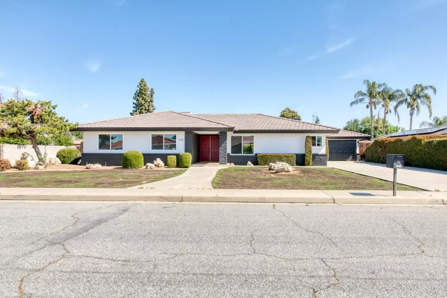 7708 Pembroke AVE, Bakersfield, CA 93308