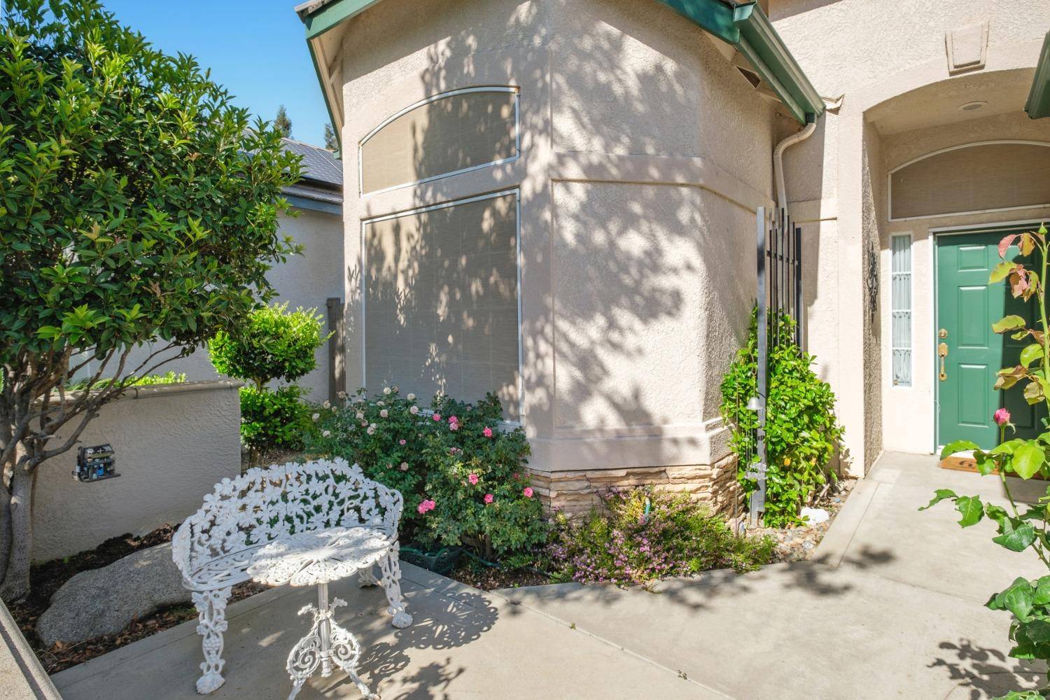 Clovis, CA 93611,1883 Stonebrook LN