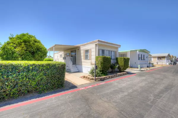 Pinedale, CA 93650,105 W Herndon AVE #129