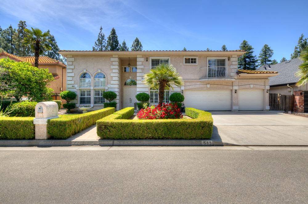 Fresno, CA 93720,583 E Woodhaven LN
