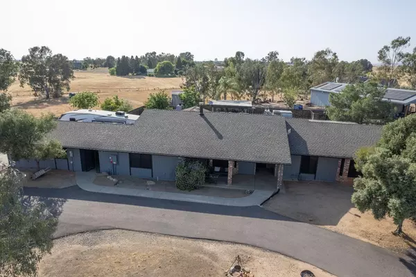 11377 N Fowler AVE, Clovis, CA 93619