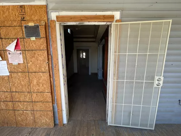 Selma, CA 93662,2643 B ST