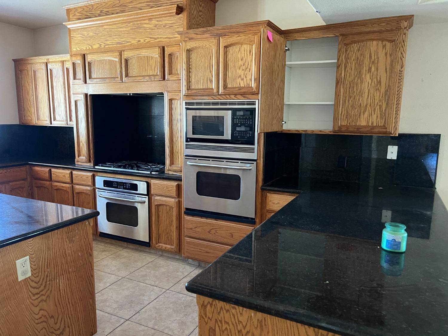 Madera, CA 93637,1464 Larrete AVE