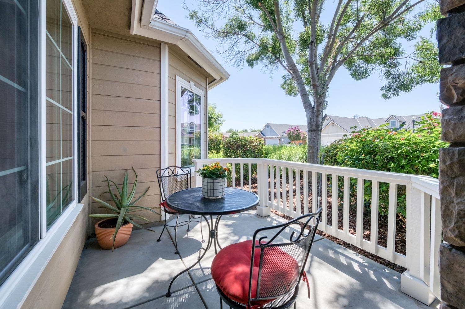 Clovis, CA 93619,451 W Everglade AVE