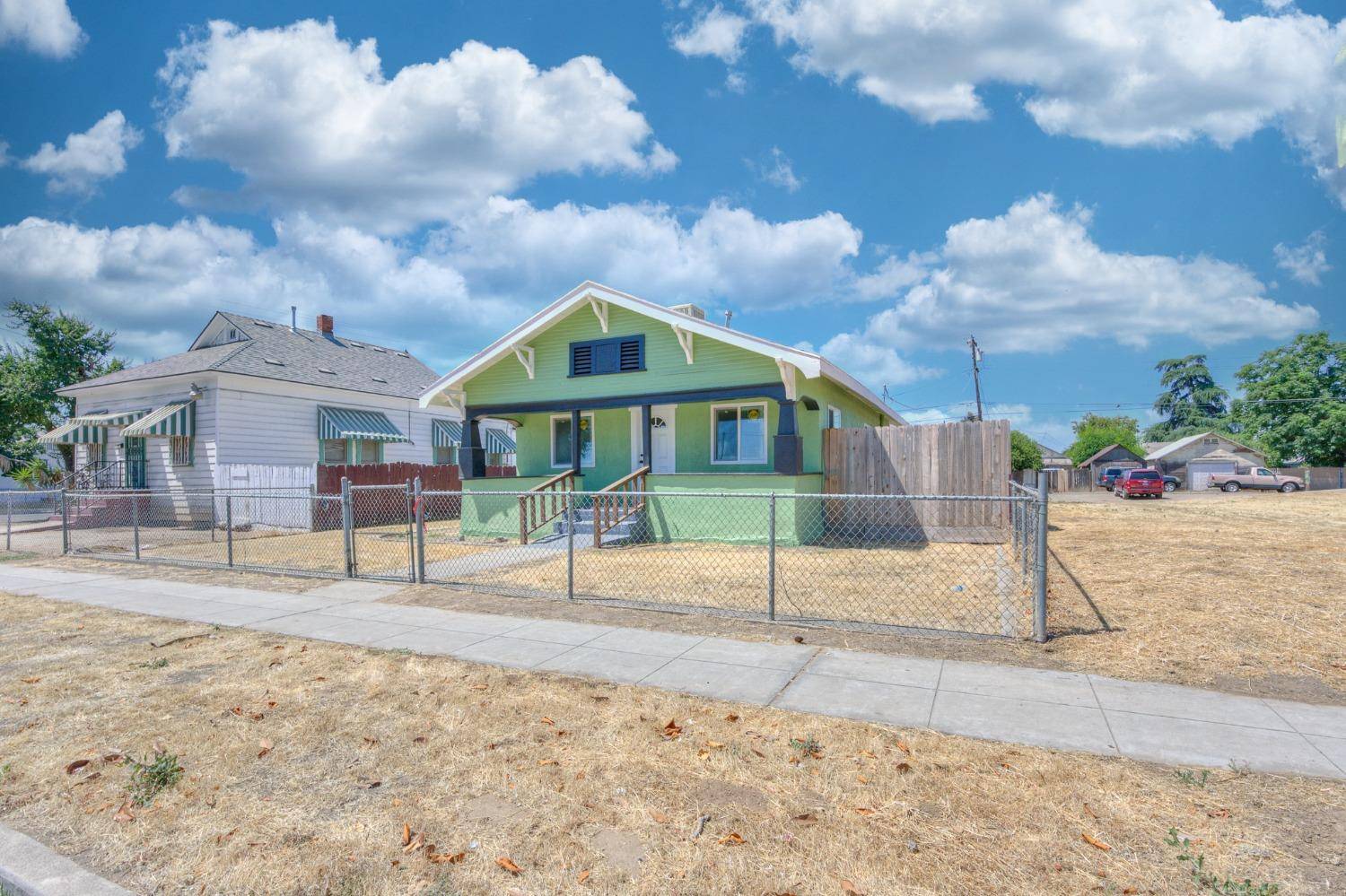 Fresno, CA 93706,515 C ST