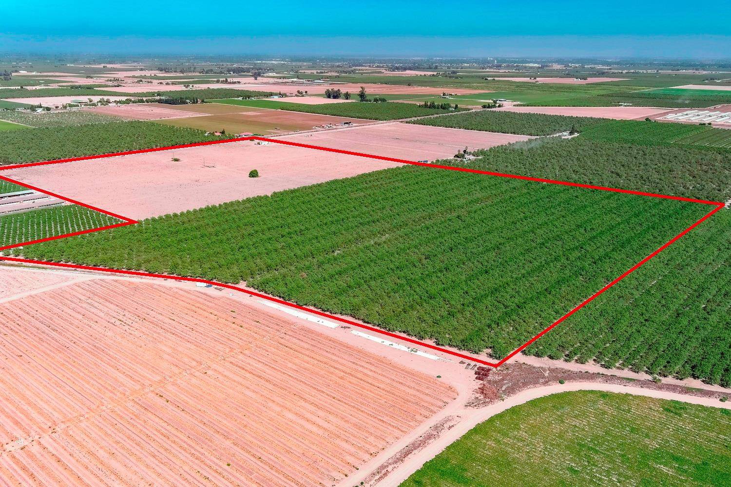 Atwater, CA 95301,10511 White Crane RD