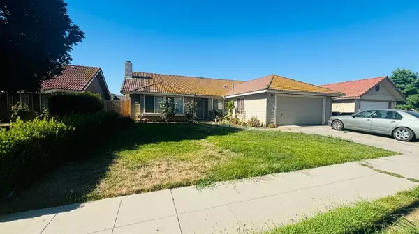 Madera, CA 93637,2346 W Beechwood WAY