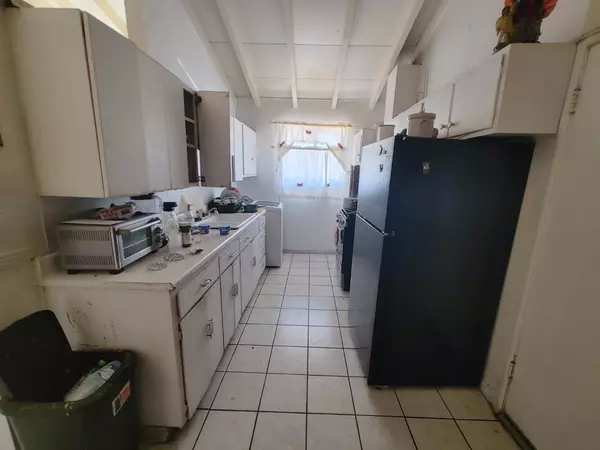 Fresno, CA 93727,3433 N Hughes AVE