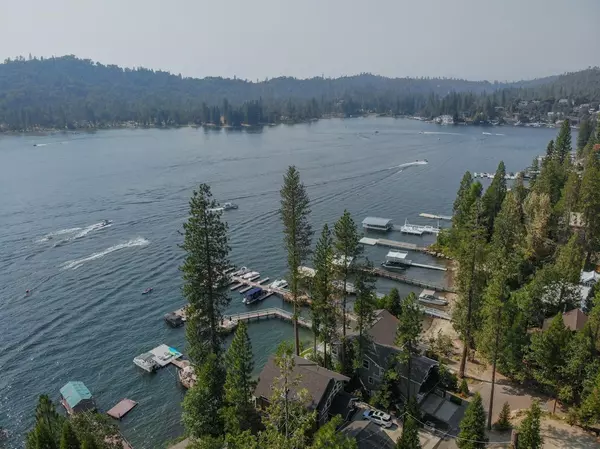 Bass Lake, CA 93604,39583 Mallard