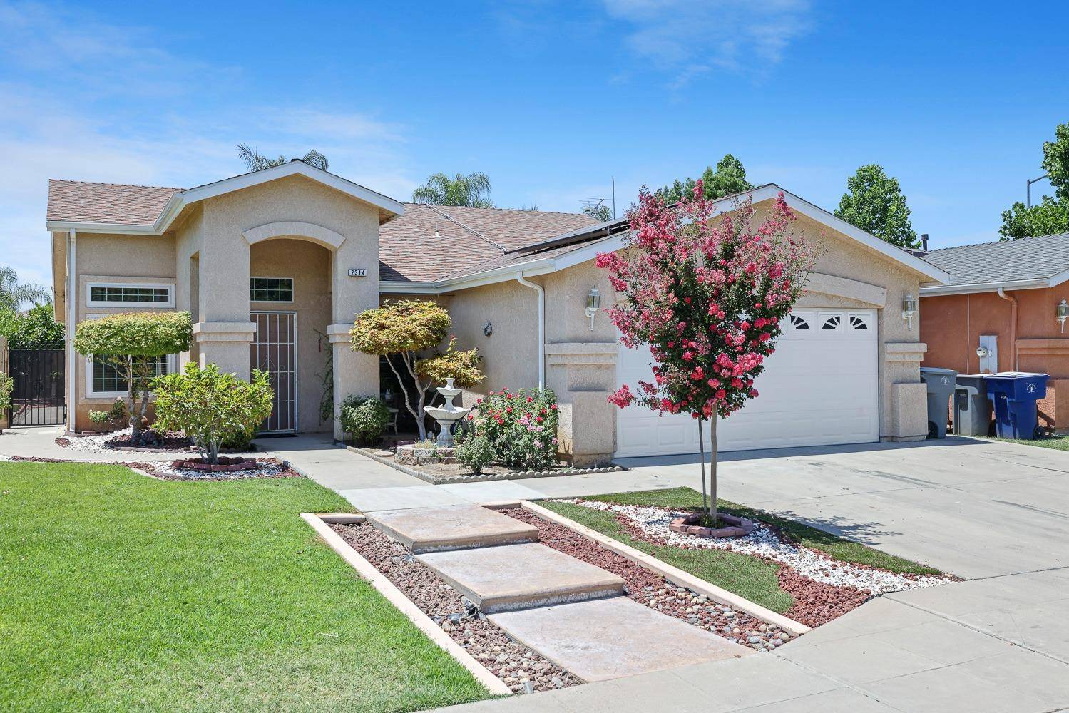Clovis, CA 93611,2314 Coventry AVE