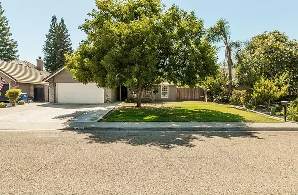 1525 23rd AVE, Kingsburg, CA 93631