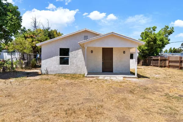 Fresno, CA 93706,1016 W California AVE