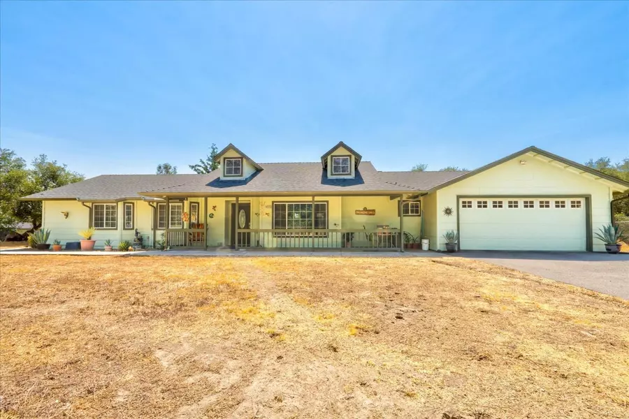 44979 Person Loop, Coarsegold, CA 93614